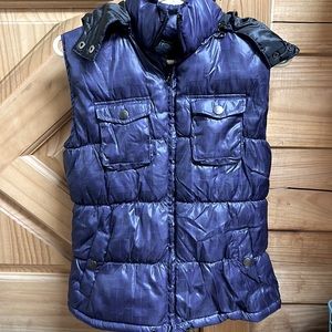 Purple puffer vest with hood Size M Faded Glory nwot
